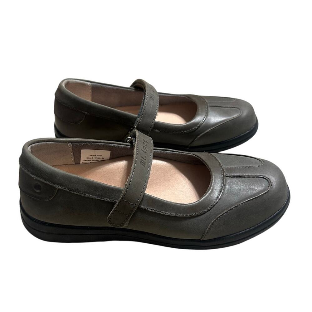 Mt. Emey 9320 Added Depth Extreme-Light Carol Shoes Size 8 5E Wide Width